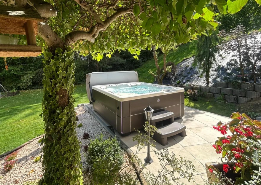 Ogród czy dom – gdzie zainstalować spa?