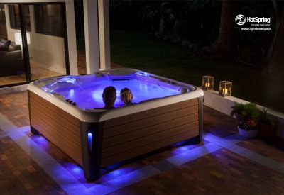 Jacuzzi ogrodowe Vanguard® NXT oświetlenie niecki i boków