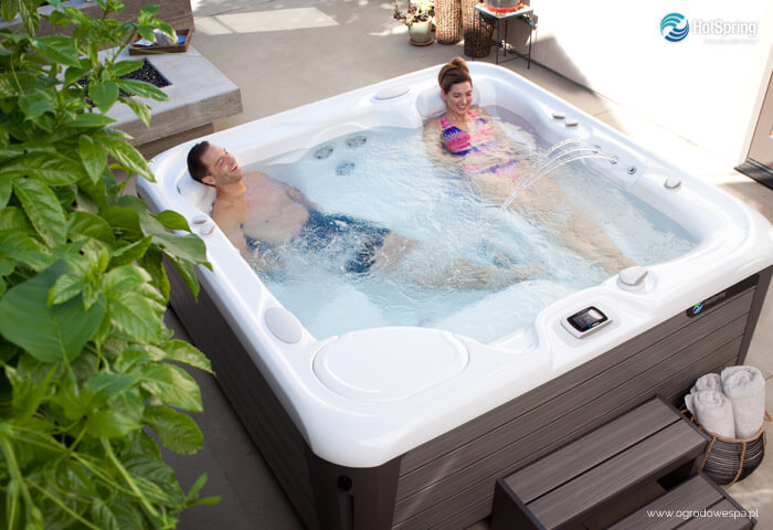 Ile Kosztuje Jacuzzi Ogrodowe W 2021 Roku Raport Specjalny